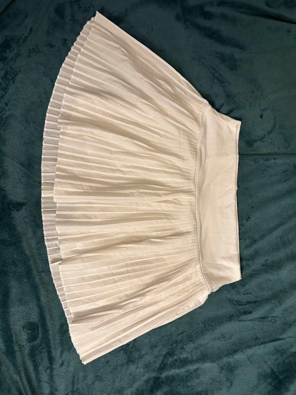 Hollister Gilly Hicks Pleated White Women’s Tennis Skirt - Classic A-Line